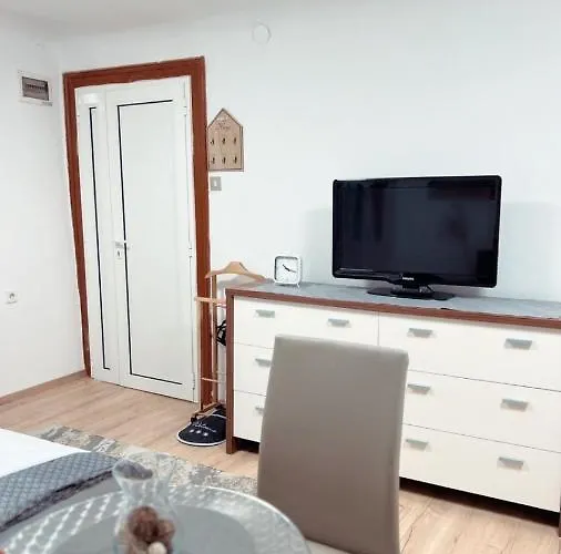 Apartments Isra